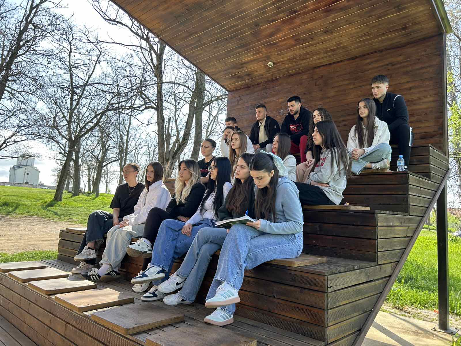 Podujeva Discusses Environmental Issues During “Green Hour”